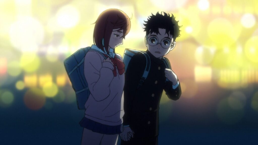 手をつなぐ桃とオカルン